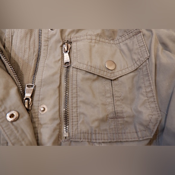 Banana Republic Utility Jacket - Picture 9 of 13